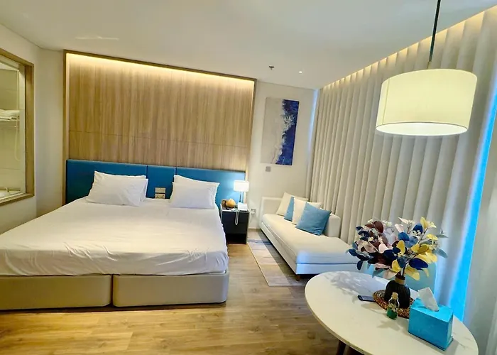 Alacarte Bay View Bien Va Nhac Nuoc